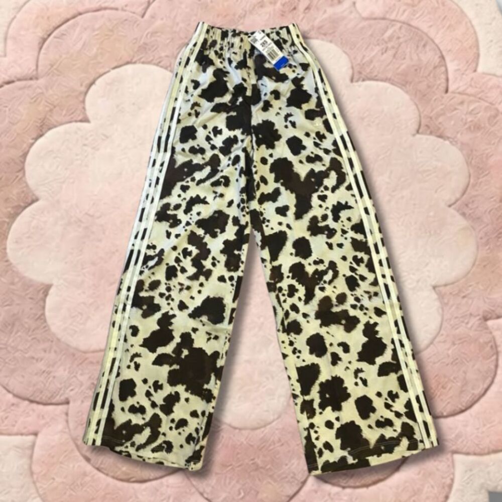 NWT Adidas Cow Print Wide Leg Track Pants 2XS SOLD OUT Rare Retro - Picture 2 of 4